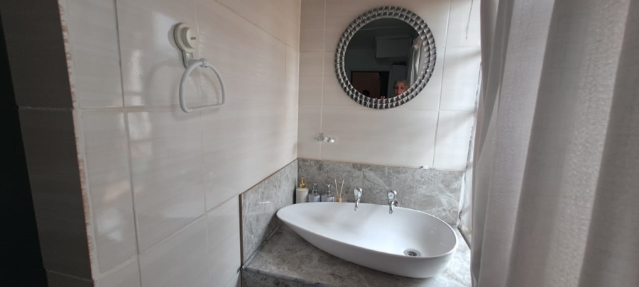 3 Bedroom Property for Sale in Olifantsnek North West